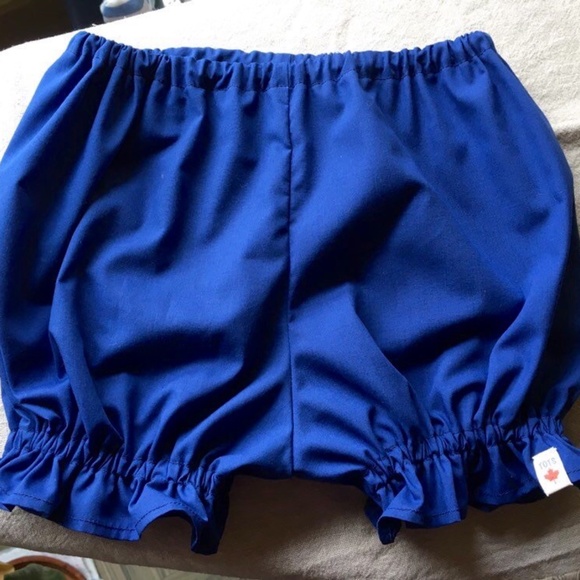 #40. Easy Care Ruffled Bloomers - Picture 2 of 2